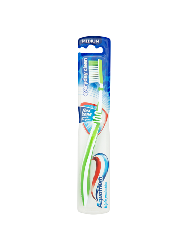 Aquafresh Everyday Clean Medium Toothbrush